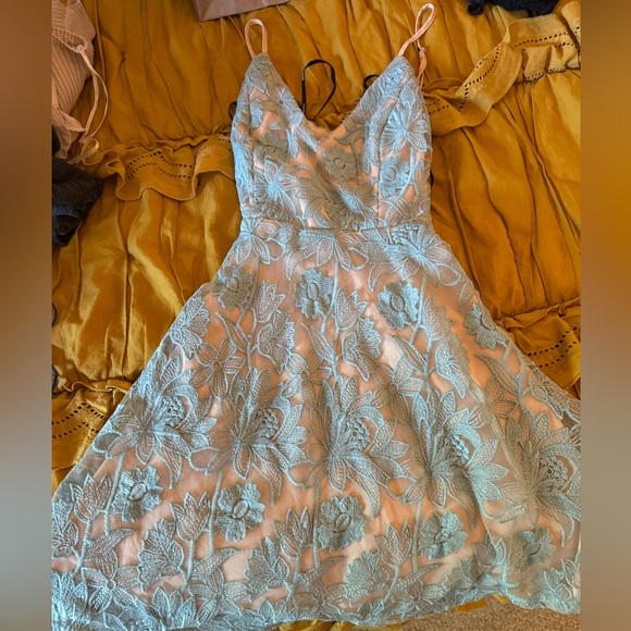 Blue lace floral dress - Picture 1 of 9